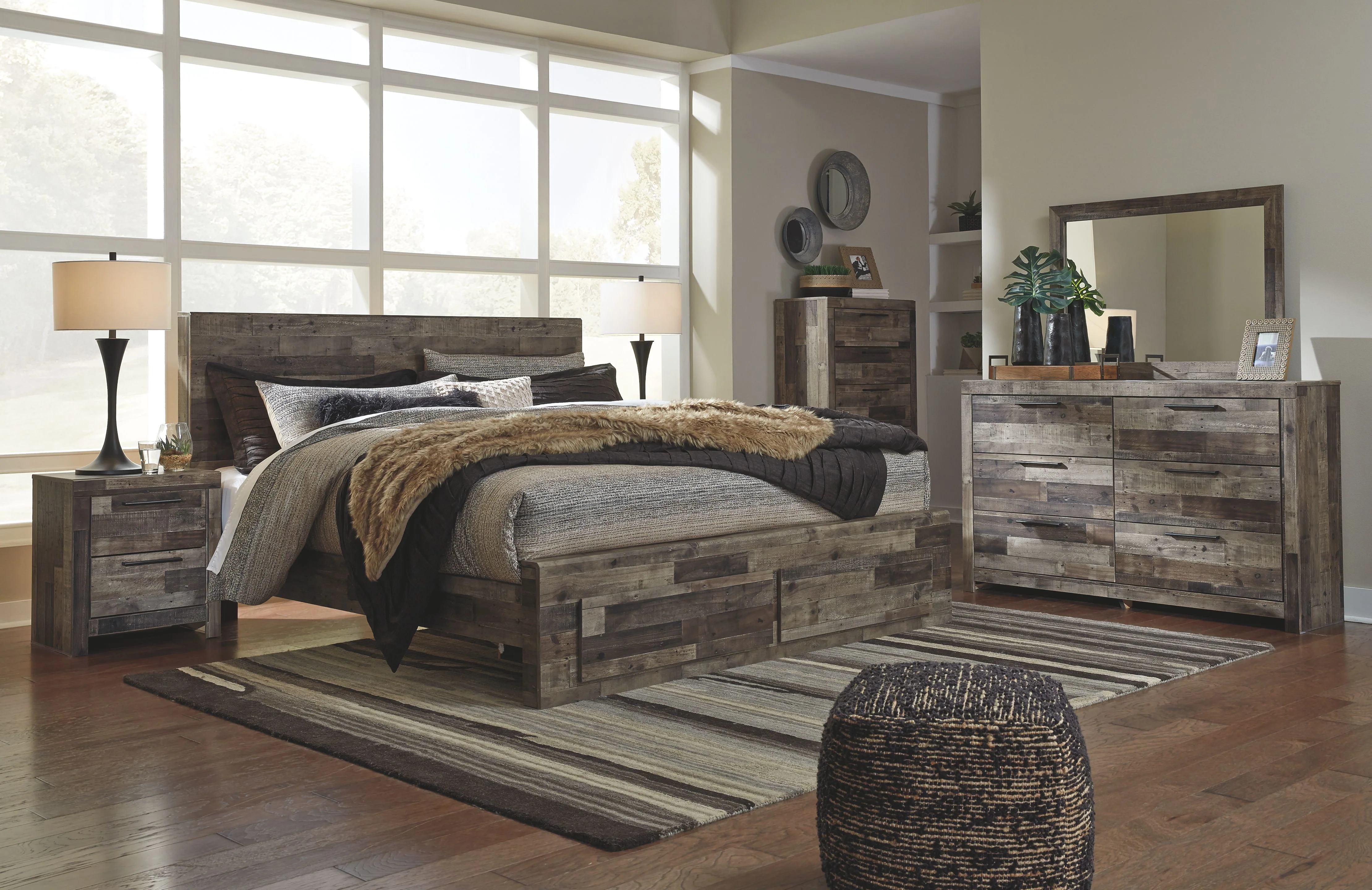 Derekson - Panel Bed - Image 25