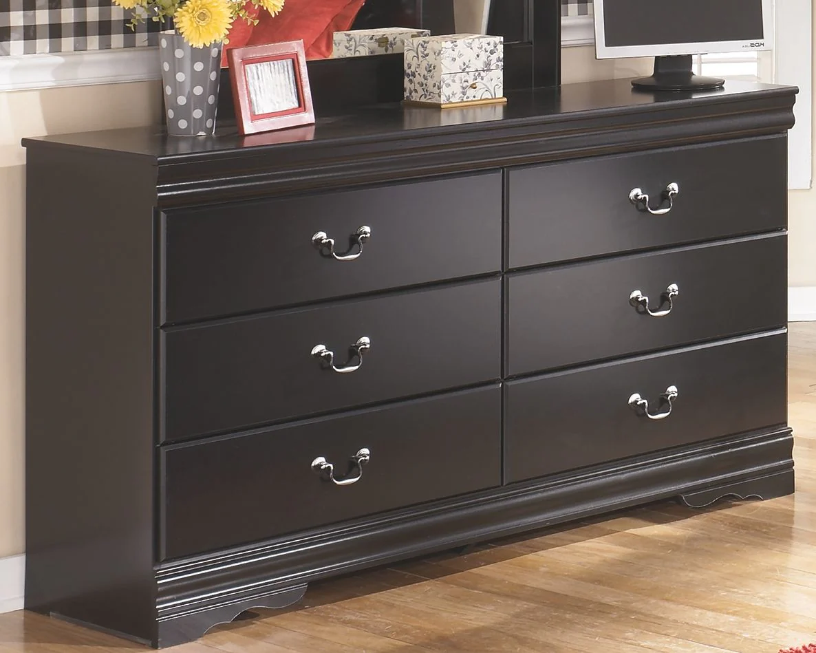 Huey Vineyard - Six Drawer Dresser - Black - Image 3